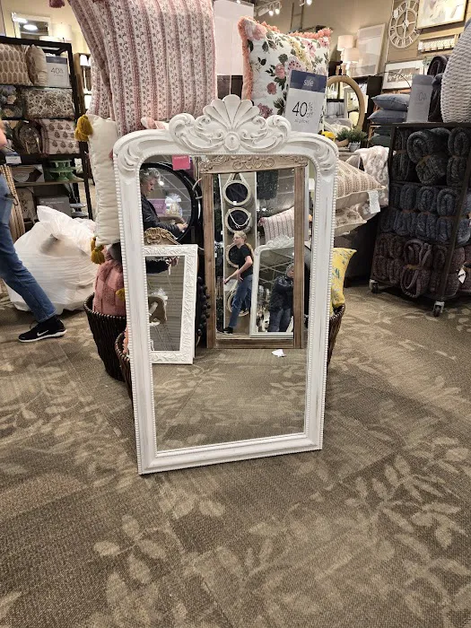 Kirkland's Home 6