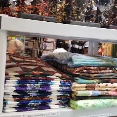 Riehl's Quilts & Crafts