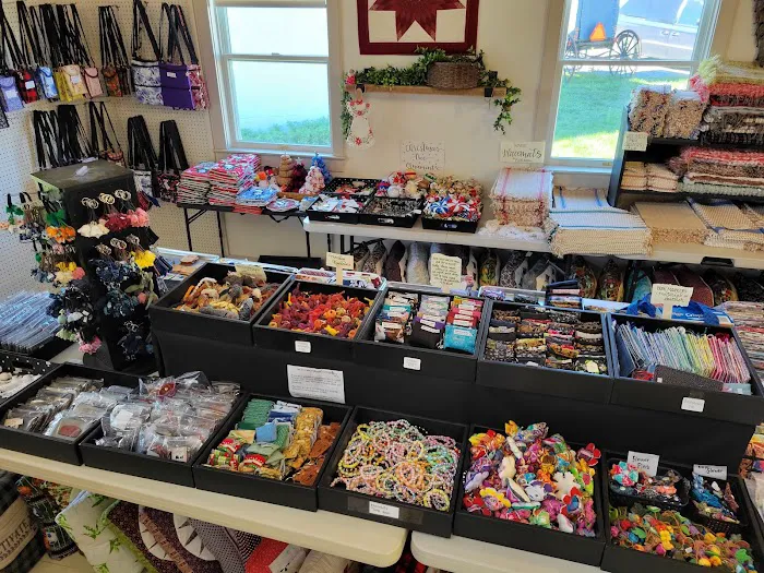 Riehl's Quilts & Crafts 9