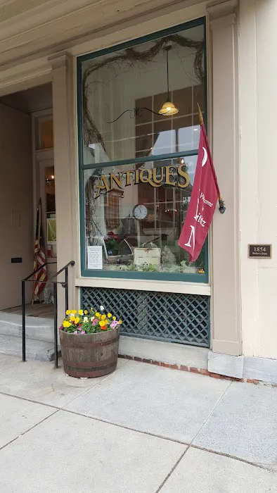 Moravian House Antiques 6