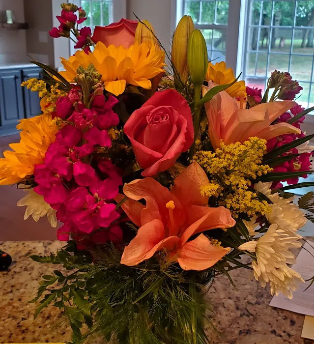 Mattie Lou's Flower & Gift 0