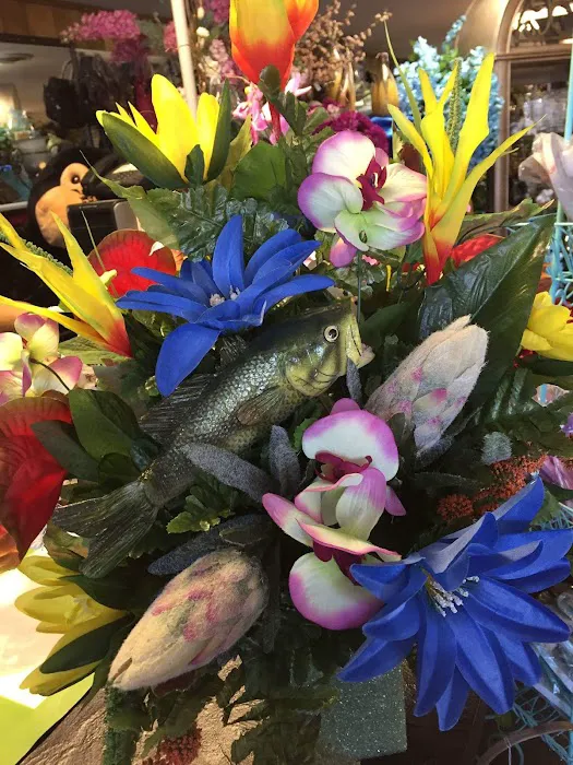 Mattie Lou's Flower & Gift 7