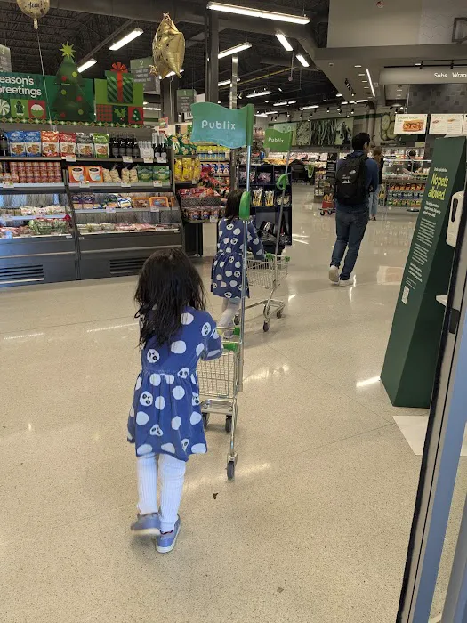 Publix Super Market at White House Shops 6