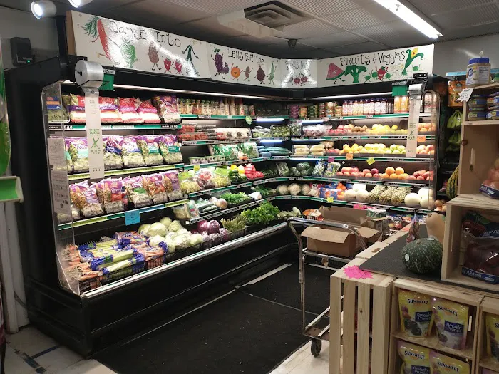 Len's Grocery 5