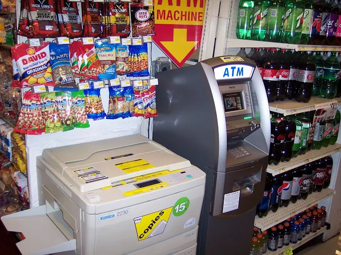 Len's Grocery 3
