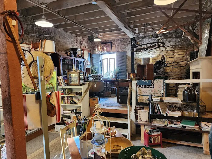 Staples Mill Antiques 7