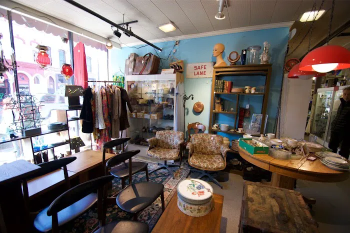Midtown Antique Mall 8