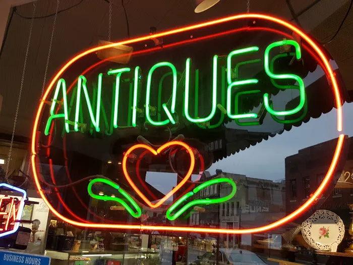 Midtown Antique Mall 9