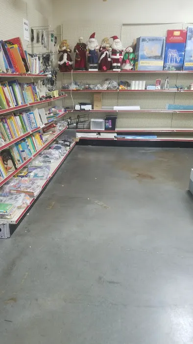 Red Racks DAV Thrift Store 4