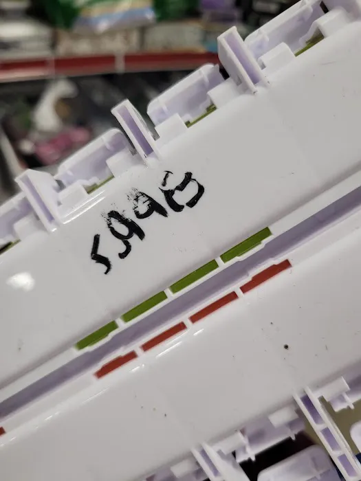 Red Racks DAV Thrift Store 5