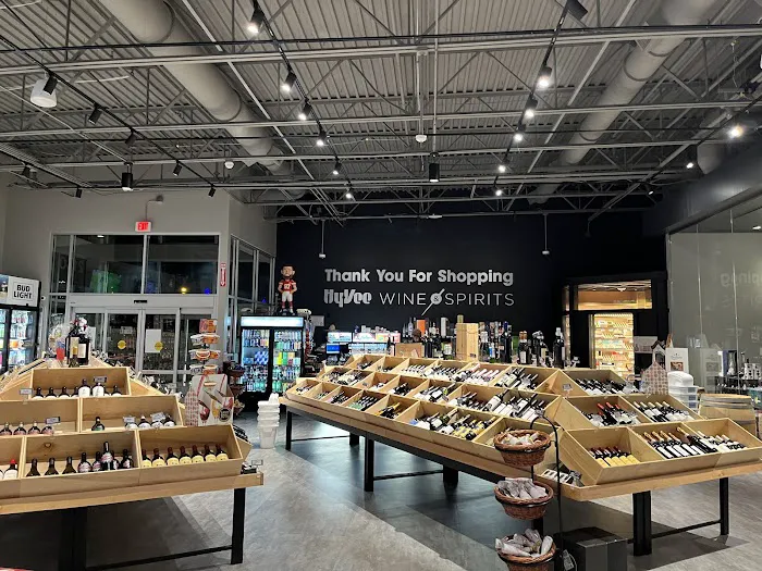 Hy-Vee Grocery Store 4