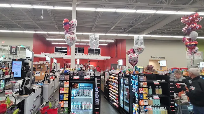 Hy-Vee Grocery Store 6