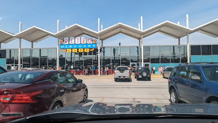 Retro Discount City 0