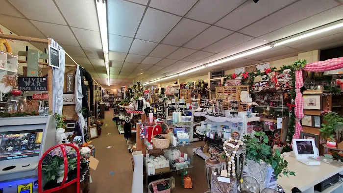 Allure Flea Market 0