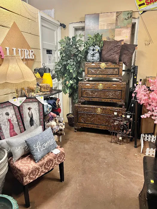 Allure Flea Market 2