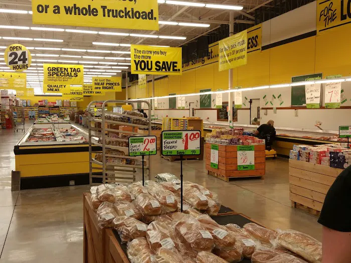 Food 4 Less 9