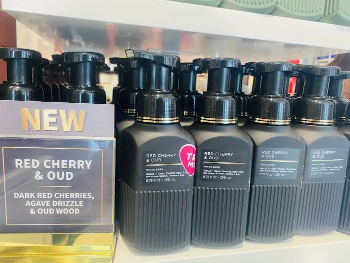 Bath & Body Works 1