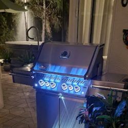 Family Hardware ico
