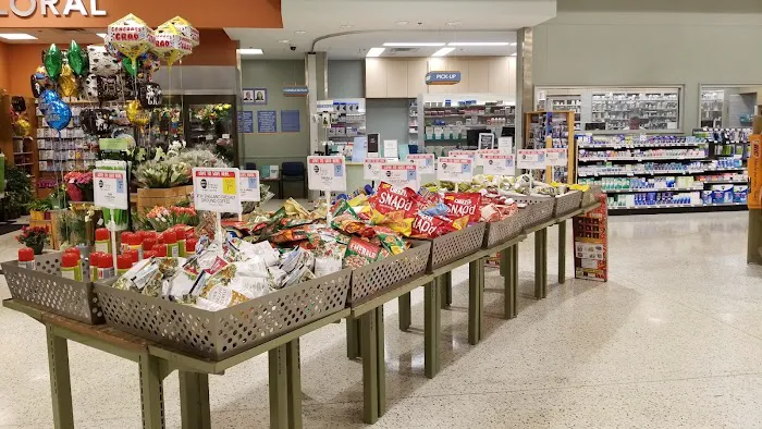 Publix Super Market at Southpointe Commons 9