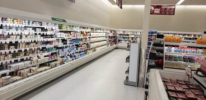Hy-Vee Grocery Store 7
