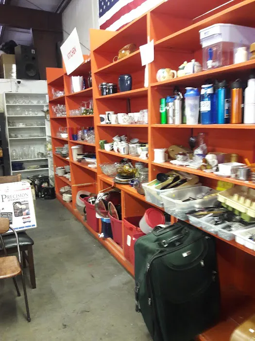 UReach Thrift Store 0