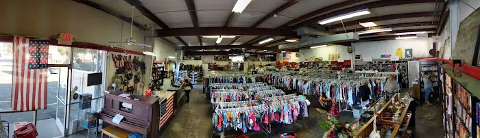 UReach Thrift Store 4