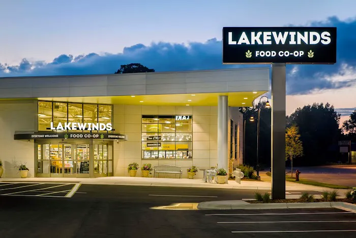 Lakewinds Food Co-op 8