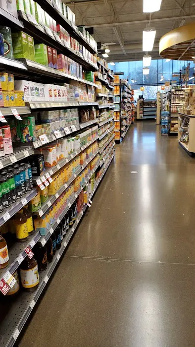Lakewinds Food Co-op 7