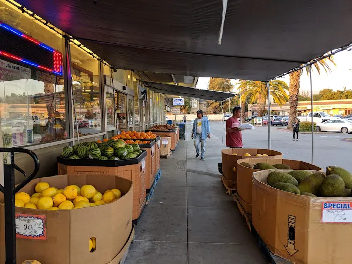 McKee Seafood Supermarket 3