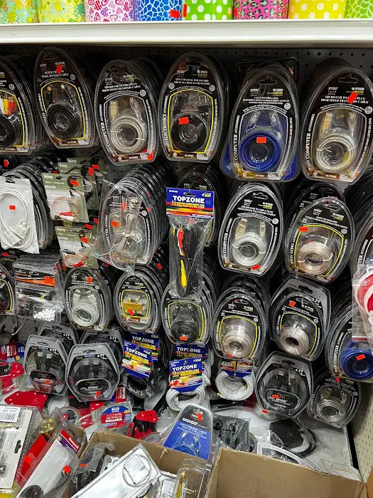 1.00 Plus Super Store 4