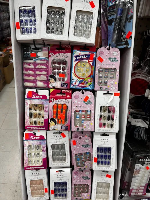 1.00 Plus Super Store 7