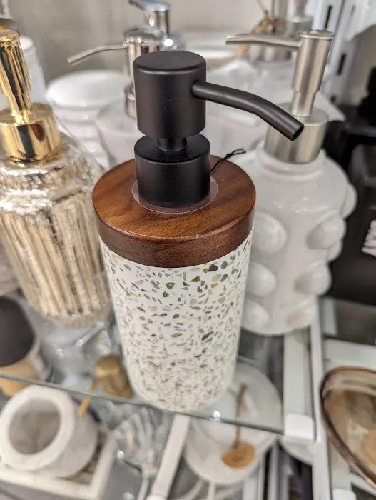 Marshalls & HomeGoods 8