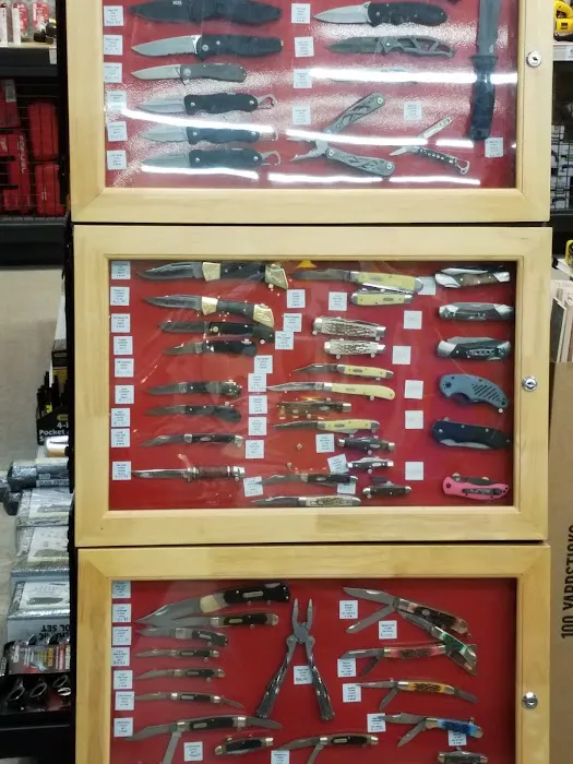 Aubuchon Hardware 6