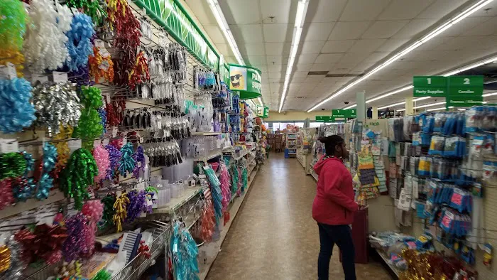 Dollar Tree 6