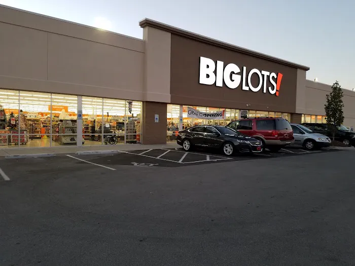 Big Lots 4