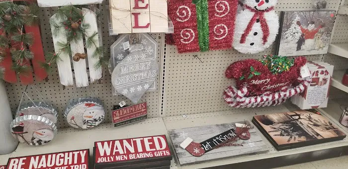 Cox's Variety & Pharmacy 8