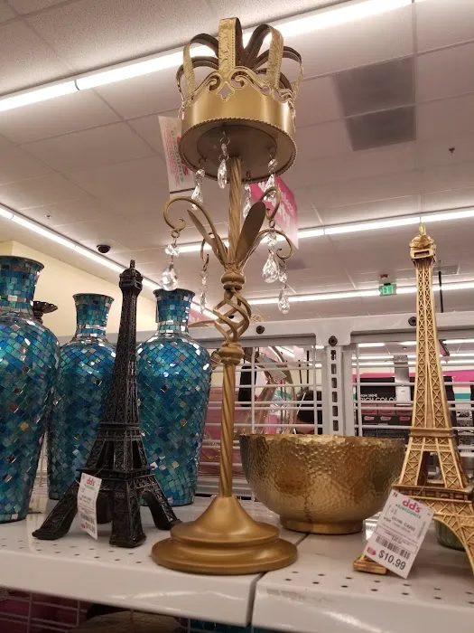 dd's DISCOUNTS 6