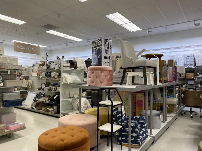 T.J. Maxx & HomeGoods 3