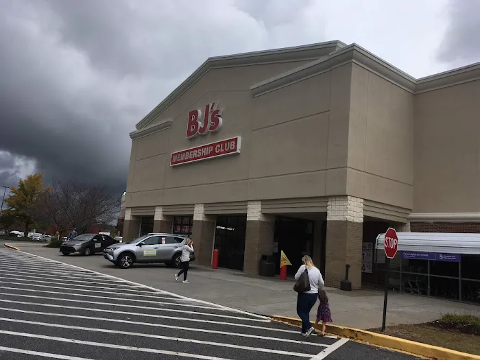 BJ's Wholesale Club 4