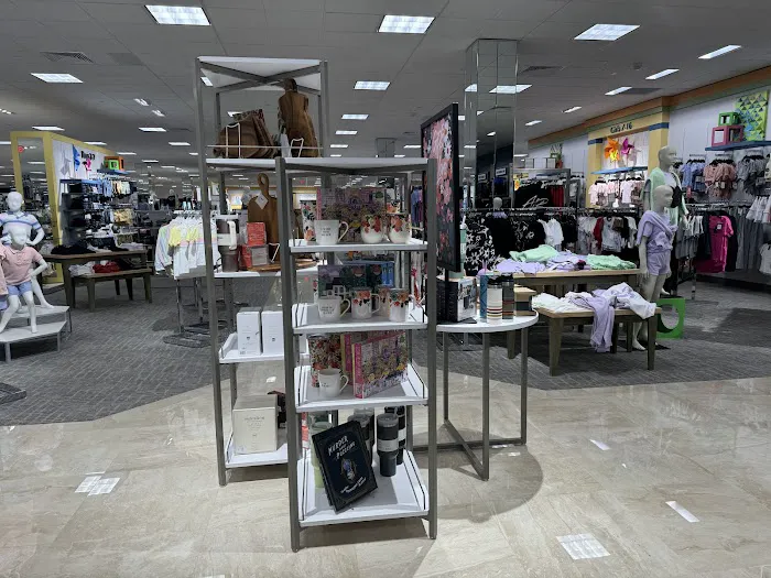 Dillard's 0