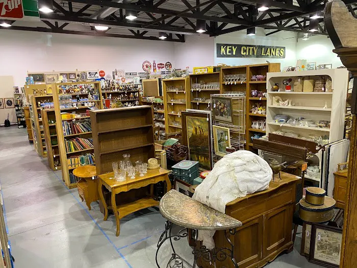 605 Antiques 5