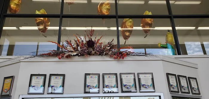 Hy-Vee Floral 0