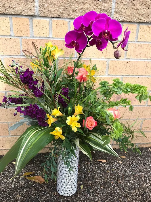 Belladonna Floral and Gift Studio 4