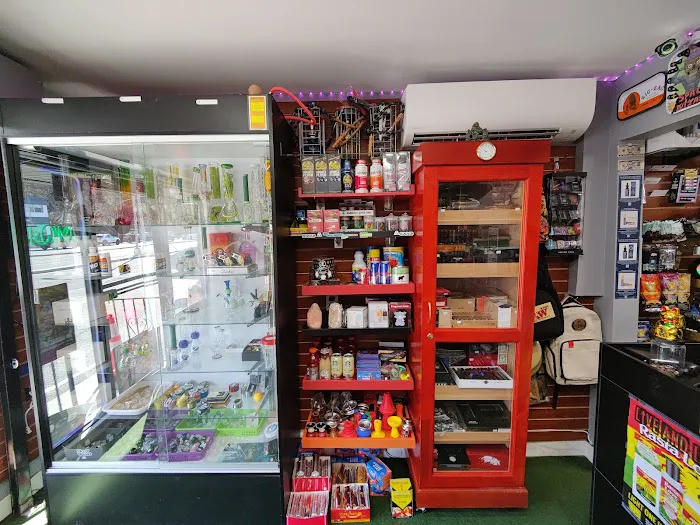 Smoker's Express Smoke shop 0