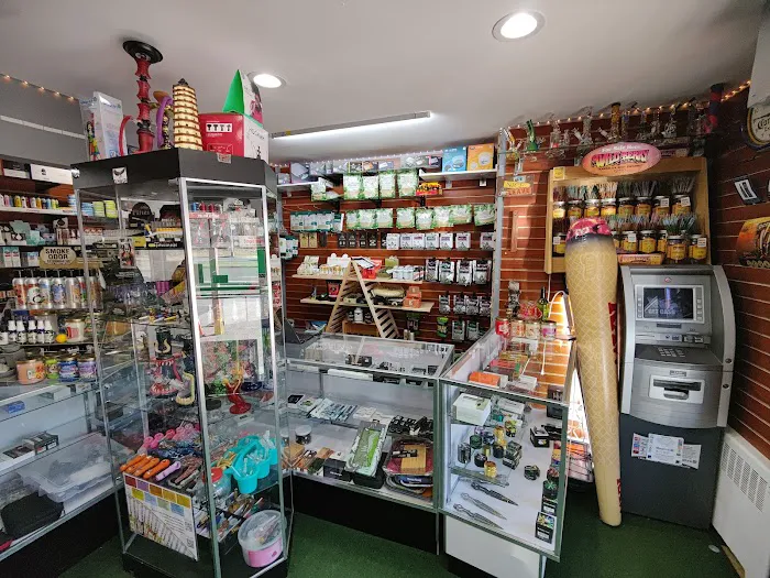 Smoker's Express Smoke shop 2
