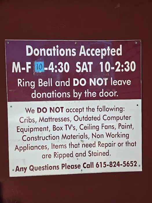 Hendersonville Samaritan Thrift Store 3