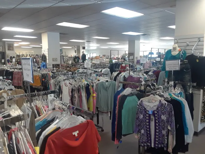 Hendersonville Samaritan Thrift Store 5