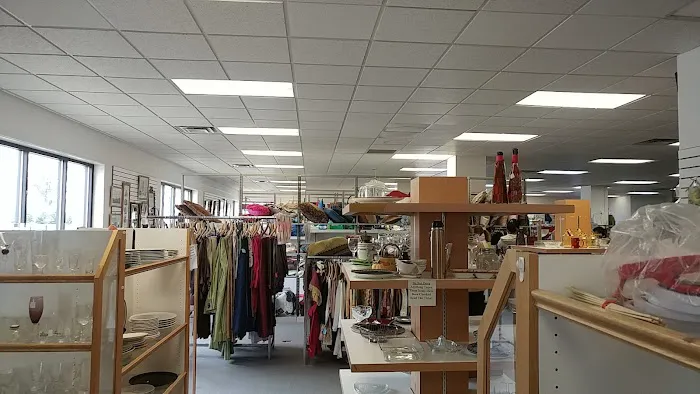 Hendersonville Samaritan Thrift Store 0