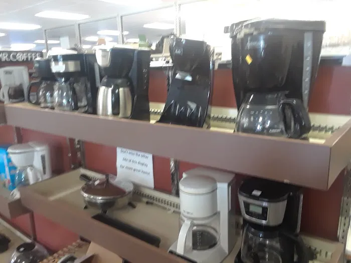 Hendersonville Samaritan Thrift Store 9