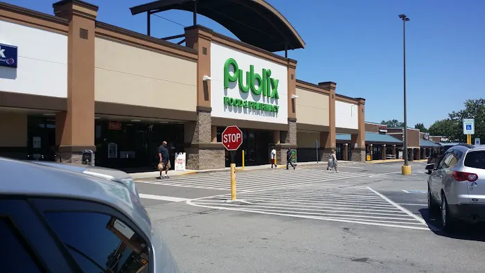 Publix Super Market at Oakwood Commons 8
